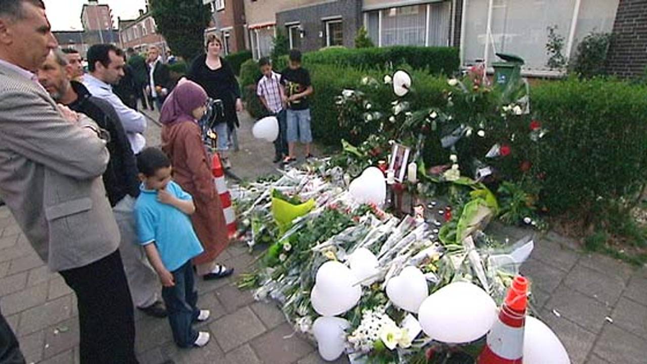 Bloemen voor Chahbouni