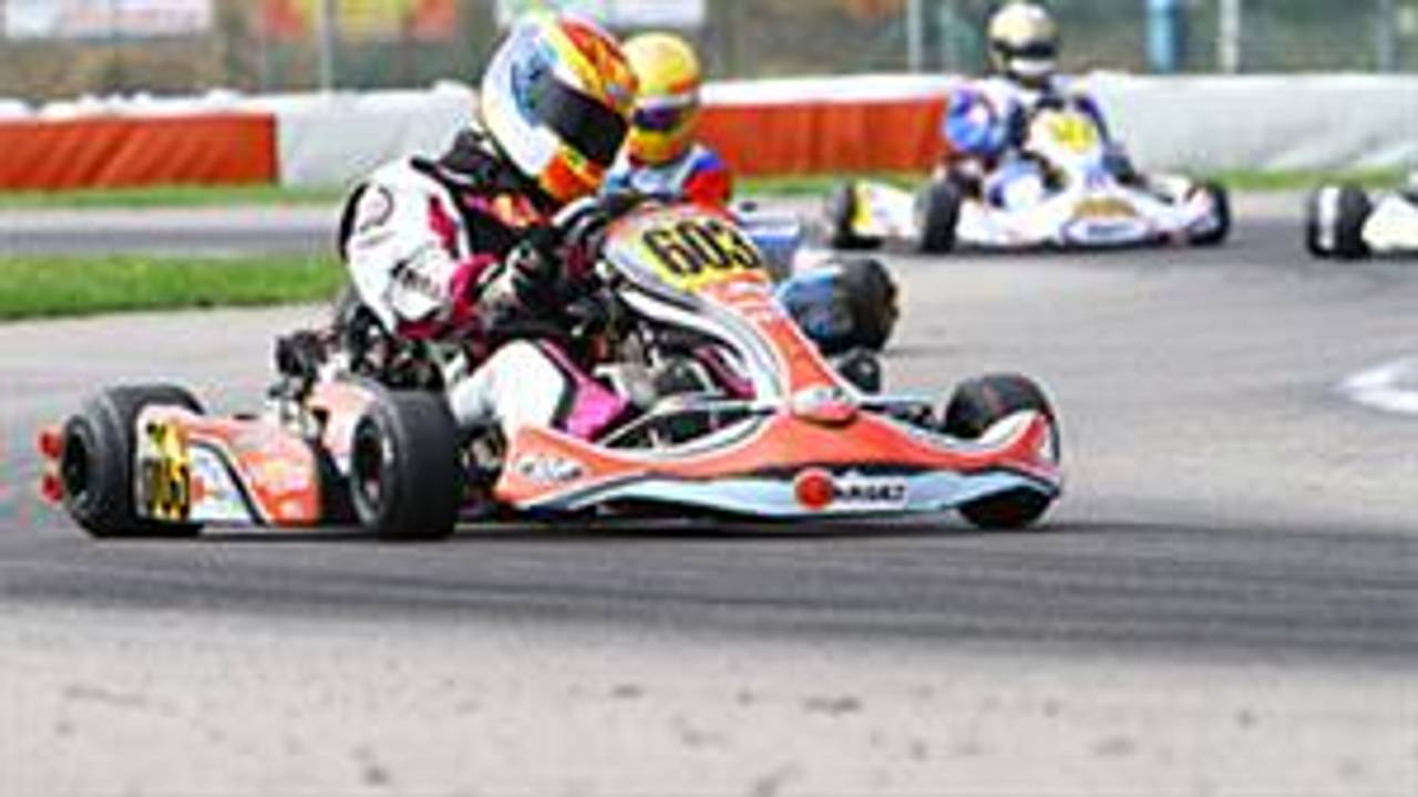 Maik Barten in zijn kart