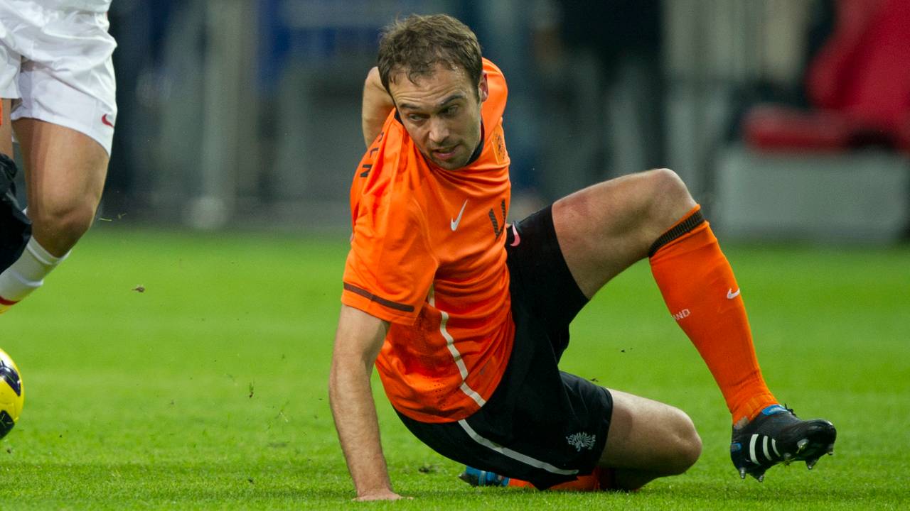 Joris Mathijsen tegen Turkije. (foto: ANP)