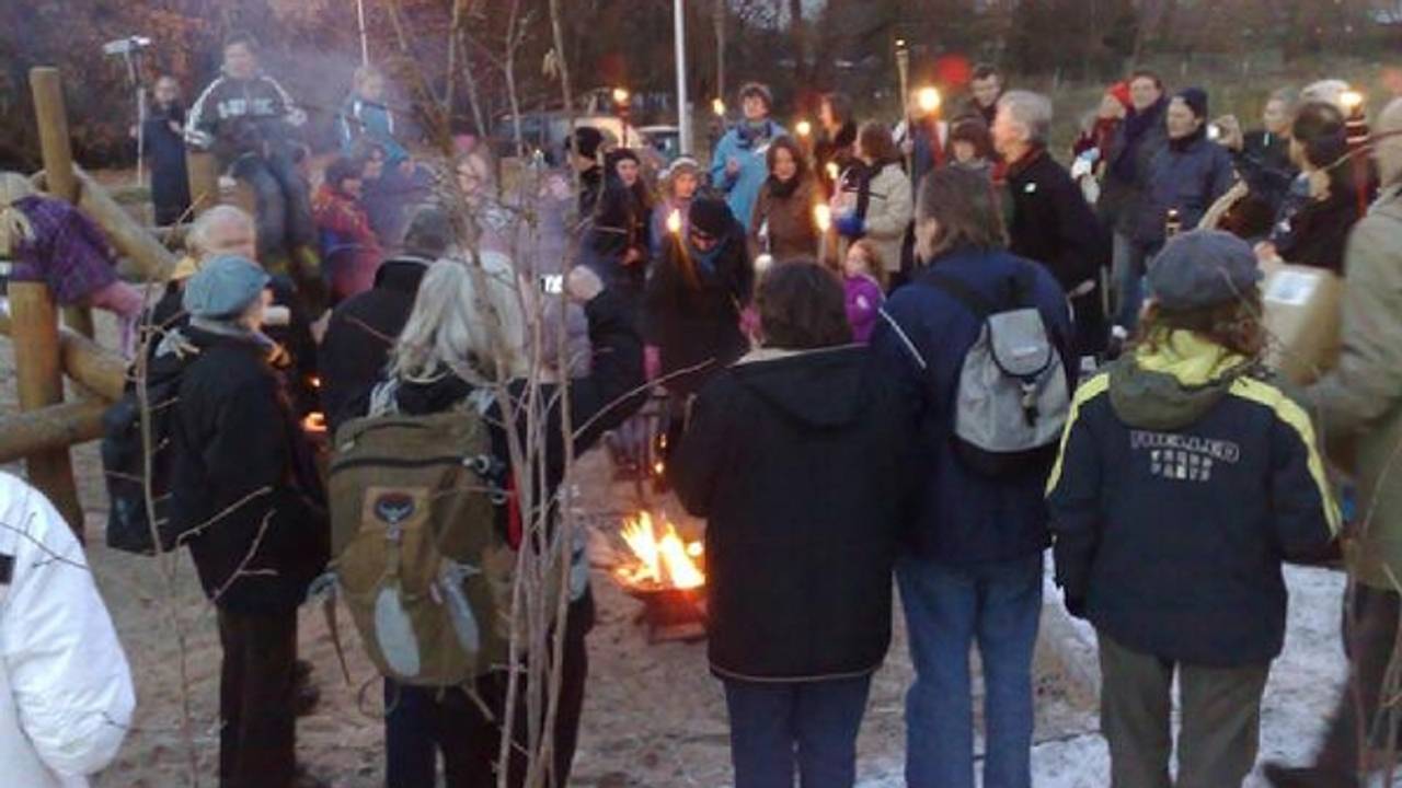 De fakkeltocht zondag.