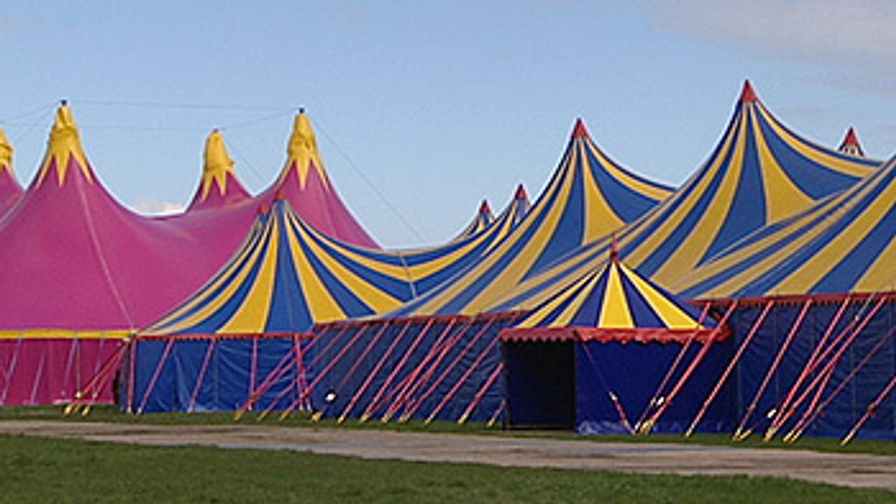De tenten van Paaspop