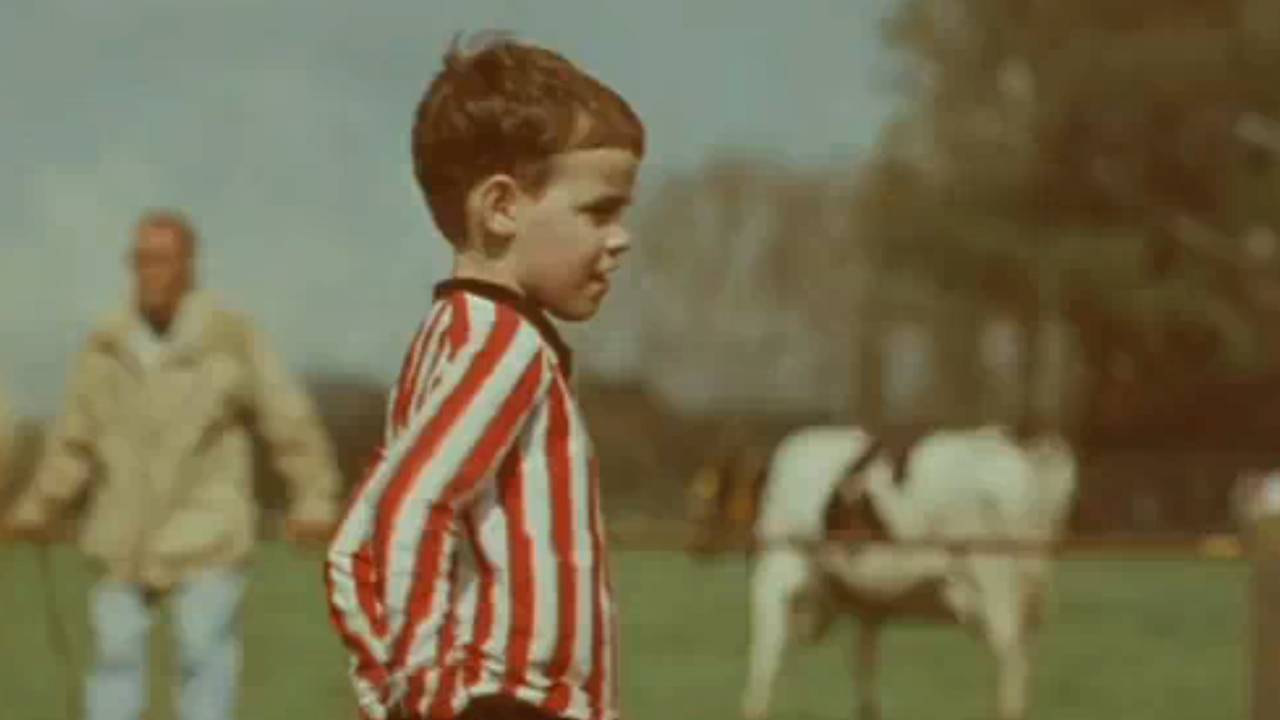 Pietertje uit de reclame van Calvé Pindakaas