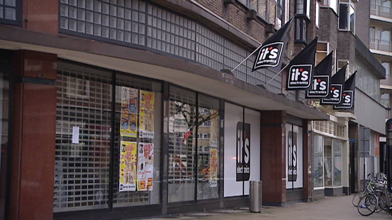 Veel leegstaande winkels in middelgrote steden