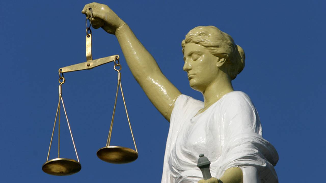 Justitie met politie aan de slag