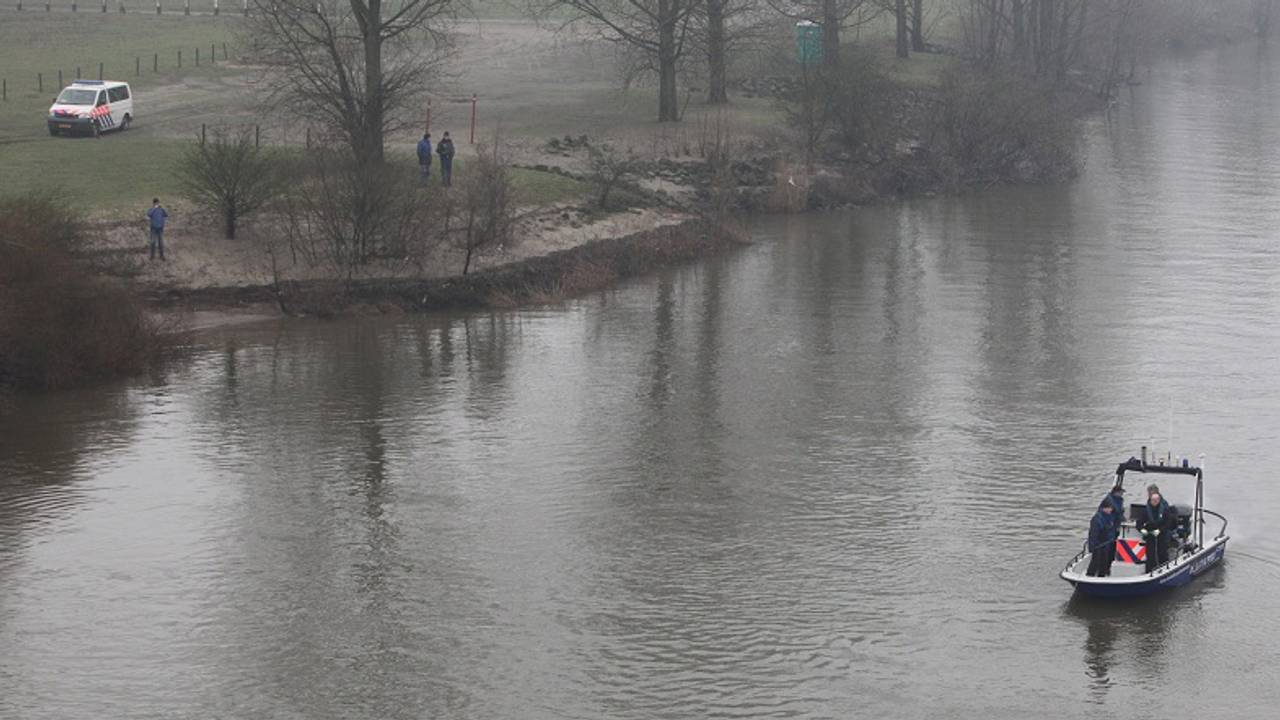 Zoektocht van de politie (foto: Bart Meesters)