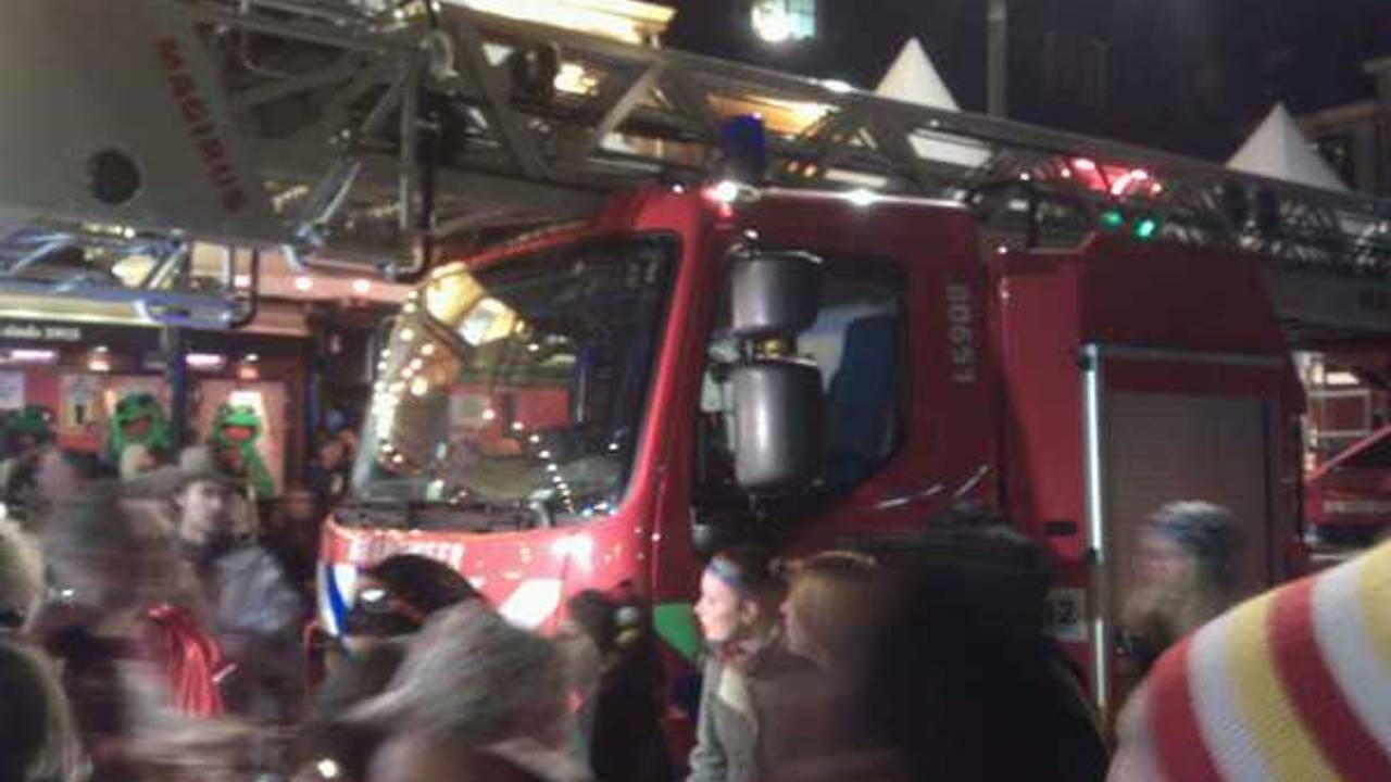 Hulpdiensten zijn ter plaatse (foto: @davosje)