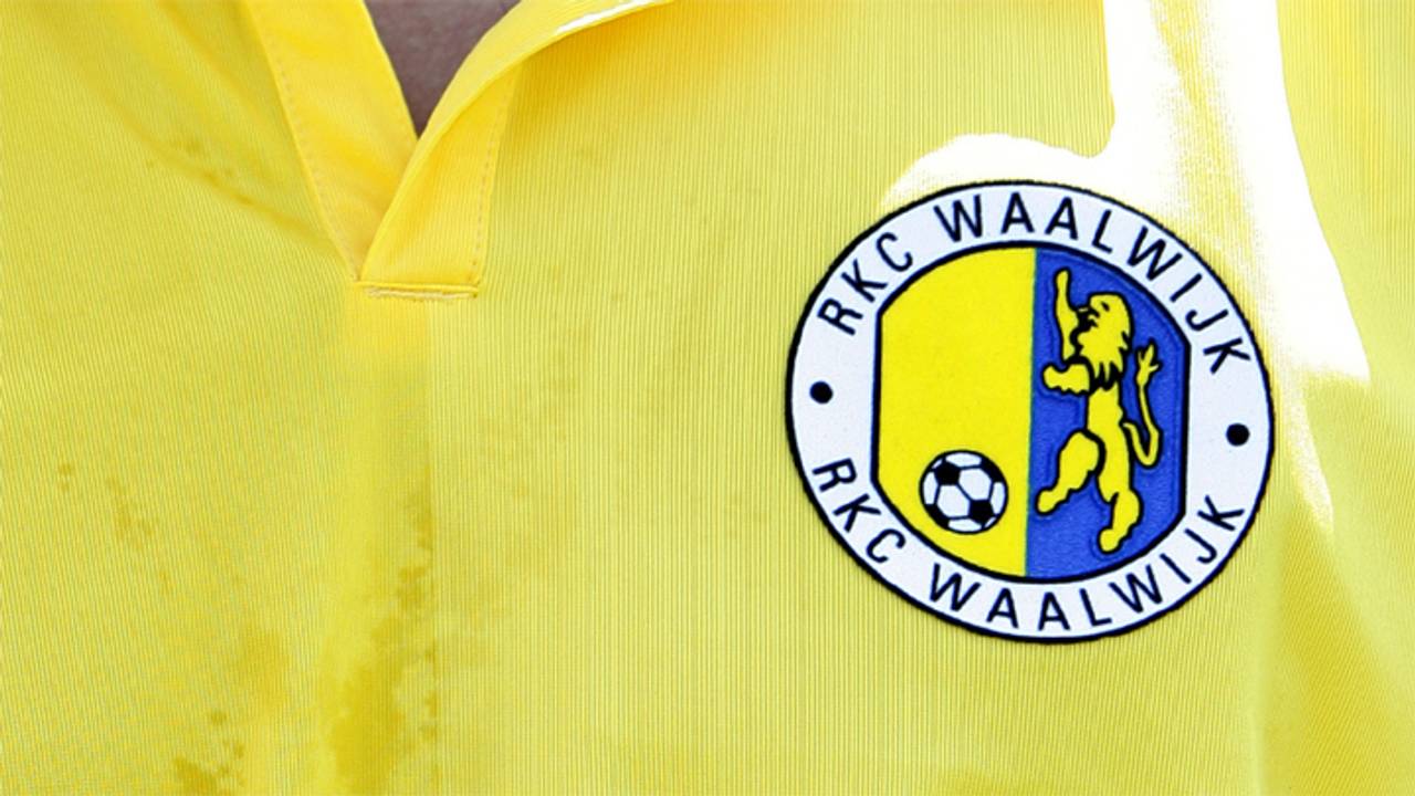 Het verschil met Zwolle blijft drie punten.