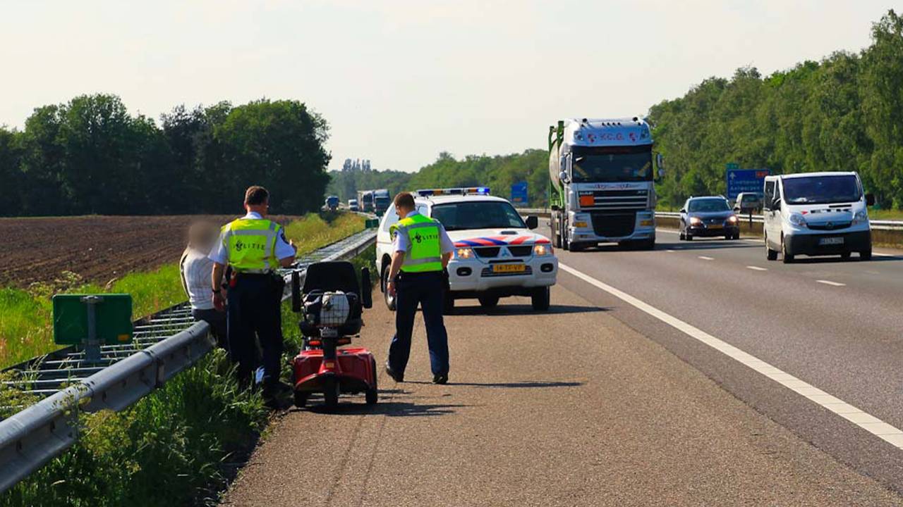 De politie was snel ter plaatse (foto: Harrie Grijseels / SQ Vision Mediaprodukties)