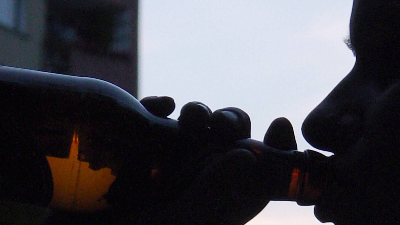 Een dronken Tilburg misdroeg zich vrijdagavond flink