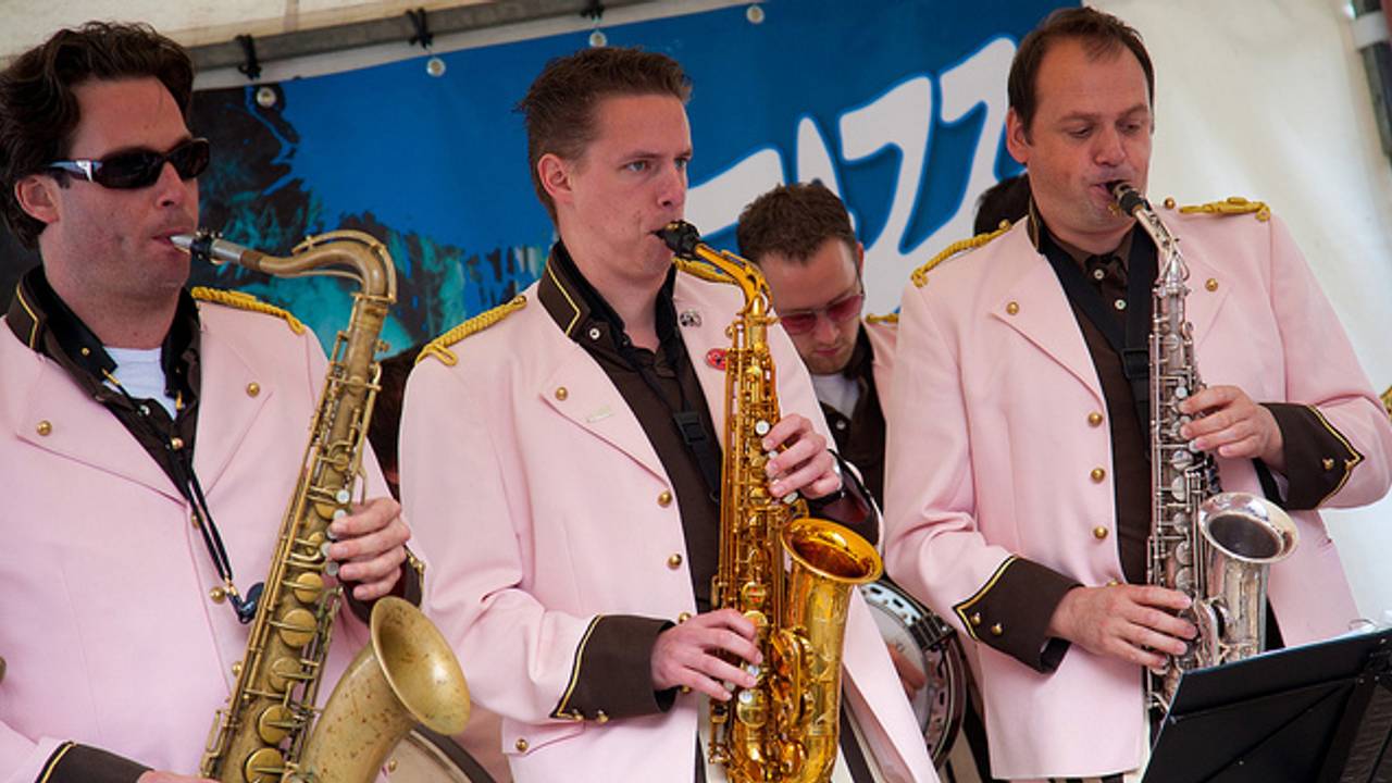 Eerste Pinksterdag in Brabant rommelmarkt, muziek en veldslagen Omroep Brabant
