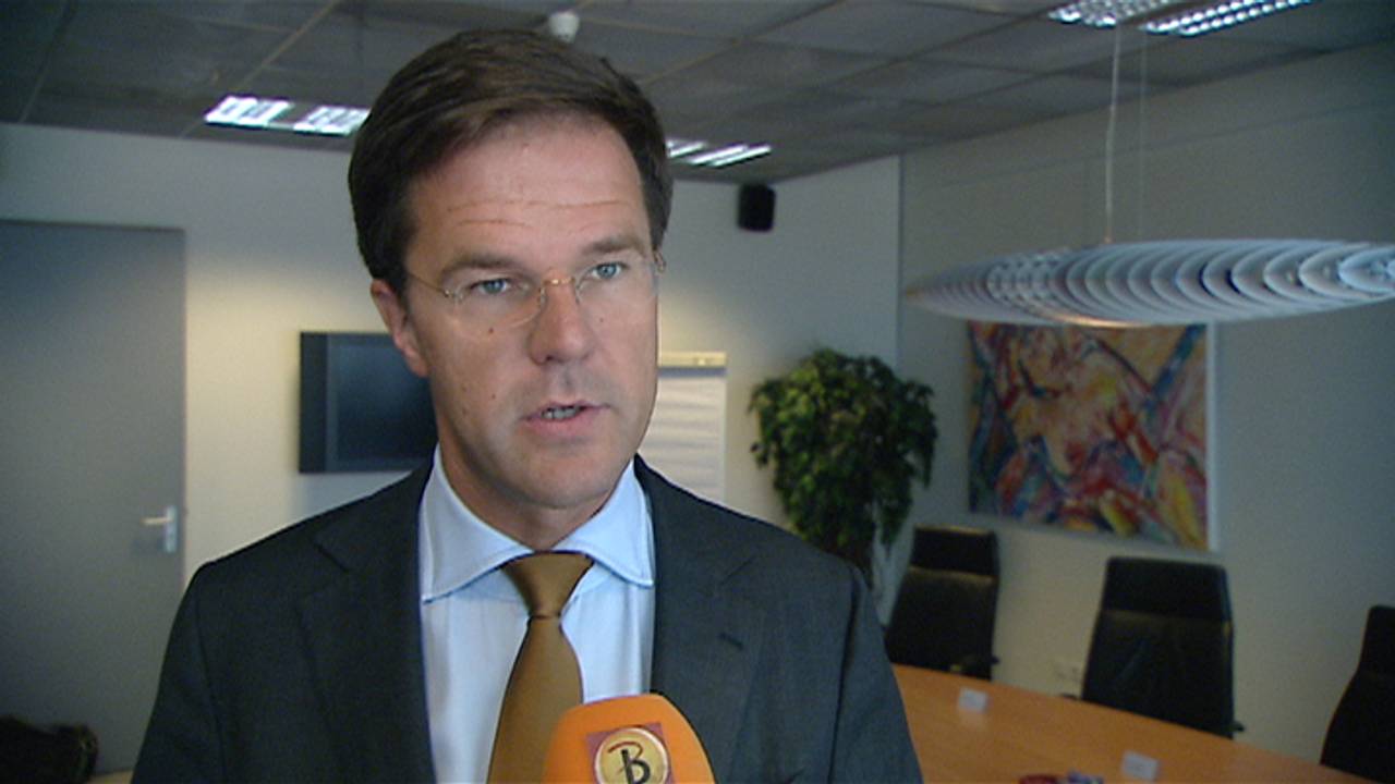 Premier Rutte na eerste corona-besmetting: ‘Volg de adviezen op’