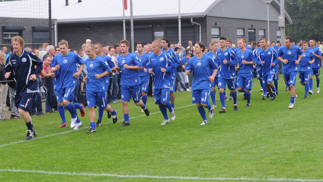 FC Den Bosch begint training voor