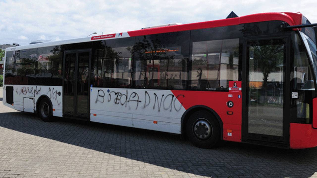 Een van de bussen (Foto: Rob de Haas-Mainstay Media)