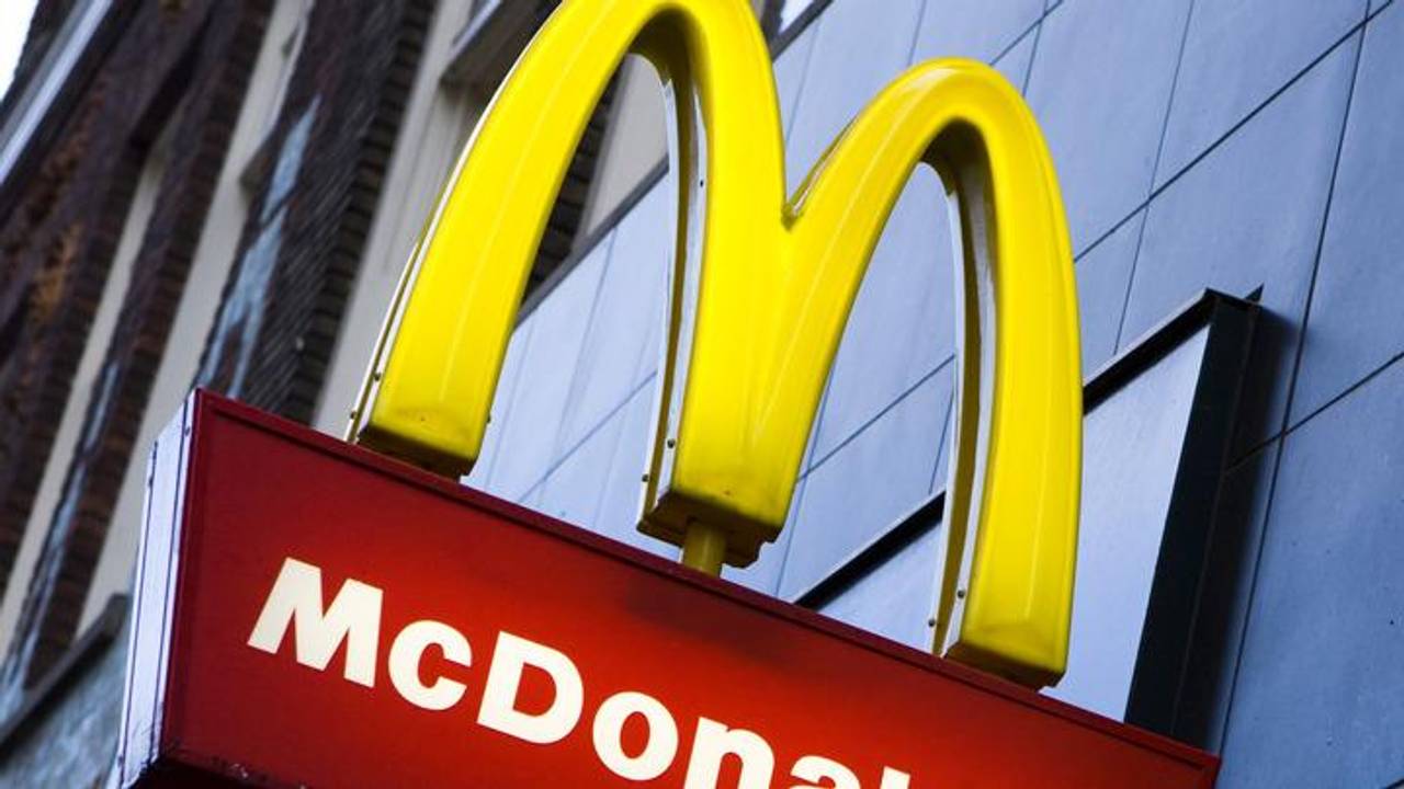 Verzet tegen reclame McDonald's. (Foto: ANP)