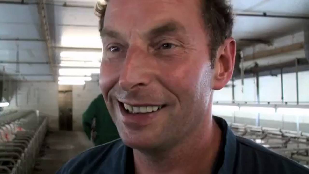 Varkensboer Ad van Duijnhoven (Beeld: youtube)