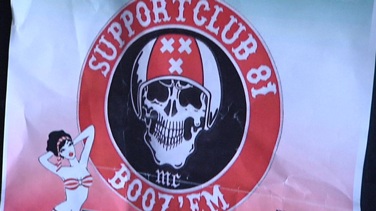 Het nieuwe logo van Booz'em sinds de aansluiting bij de Hells Angels