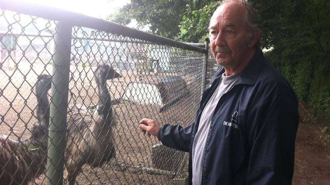Beheerder van het dierenpark Martien Zwerts.