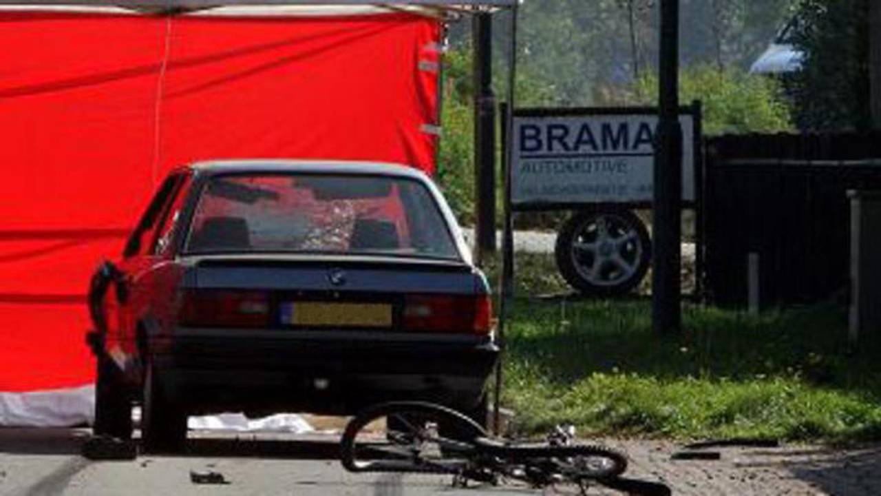 De fietser werd geschept toen hij wilde oversteken (Foto: Bart Meesters).
