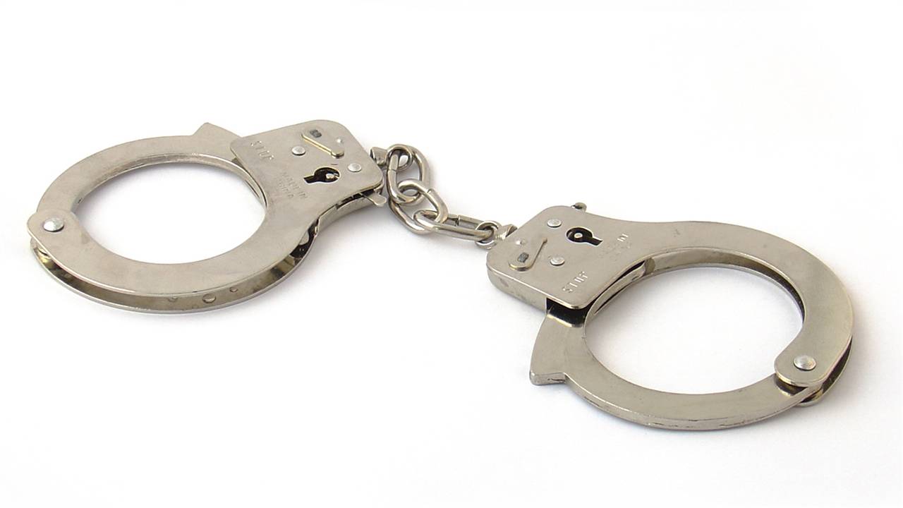 'De verdachte van de aanslag is een 44-jarige autohandelaar uit Poppel'