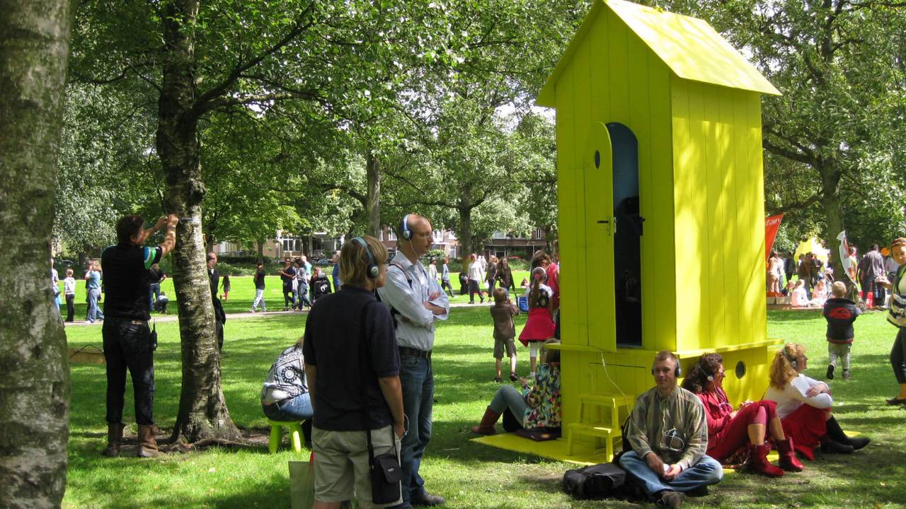 Vink op een festival in Rotterdam