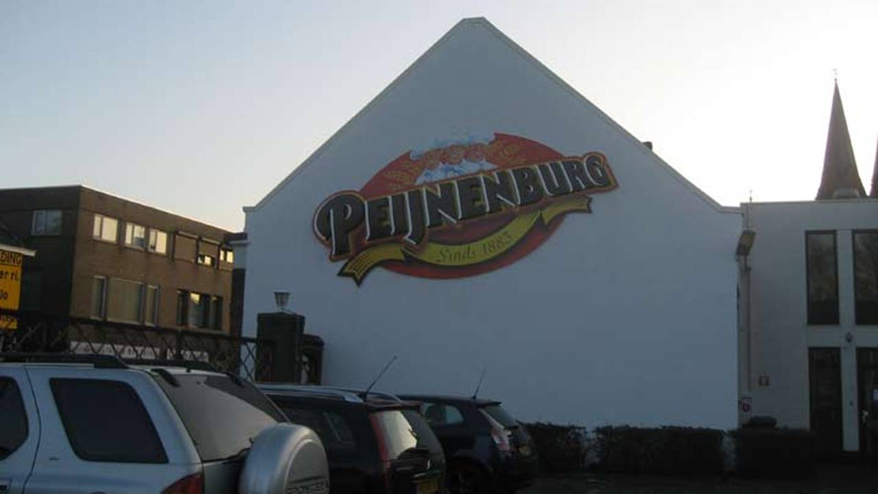 Banen weg bij Peijnenburg.