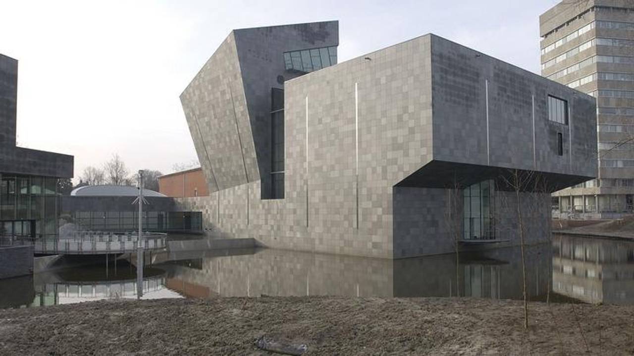 Van Abbemuseum krijgt geld uit Mondriaan Fonds voor aankoop hedendaagse kunst