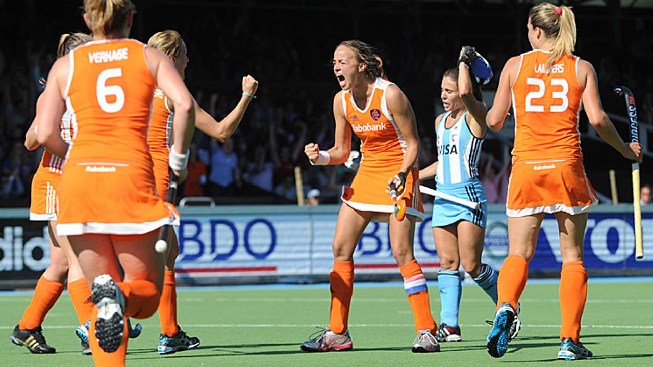 Maartje Paumen (foto: Henk van Esch)