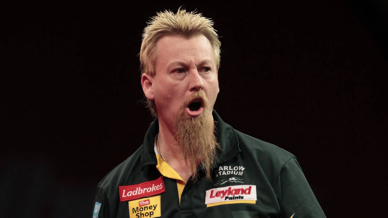 Simon Whitlock won de Masters vorig jaar (foto: Lawrence Lustig/PDC).