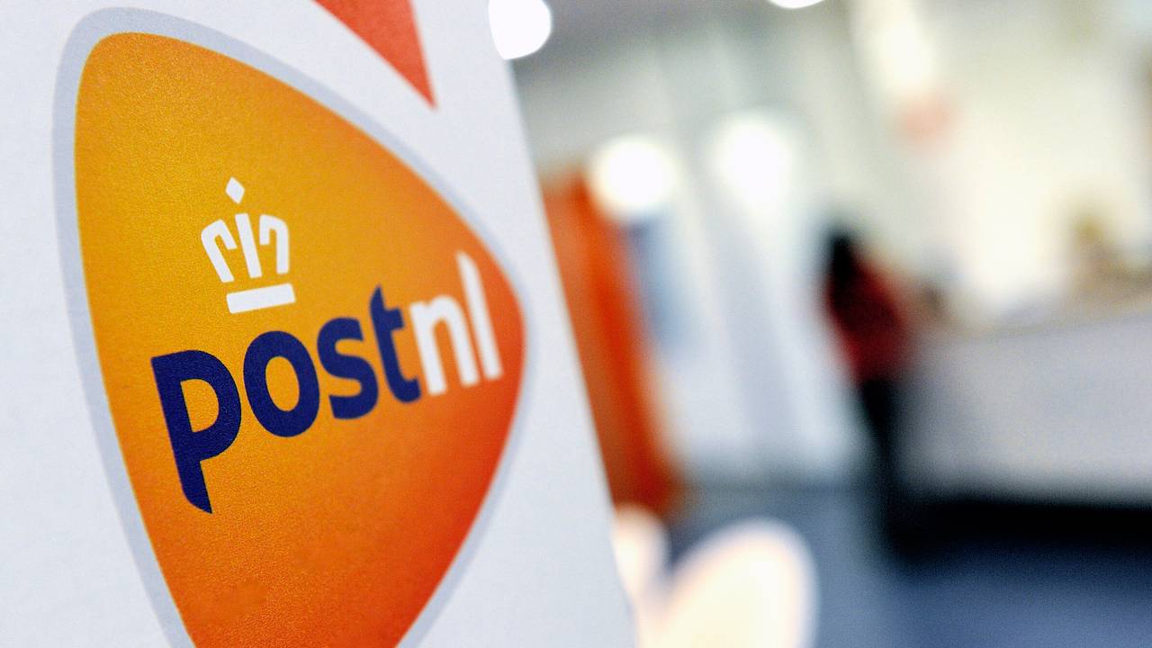 pedaal aanklager Lijm Bezorger PostNL houdt pakketjes achter in Breda en verdwijnt met de  noorderzon - Omroep Brabant