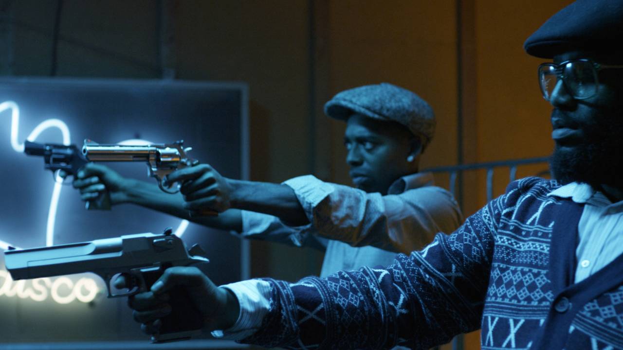 Rappers Kempi (links) en Willie Wartaal in Black Out (bron: Black Out)