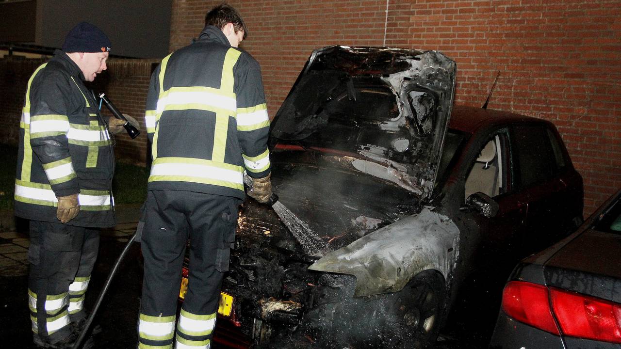 Opnieuw autobrand in de Hambaken (Foto: Bart Meesters)