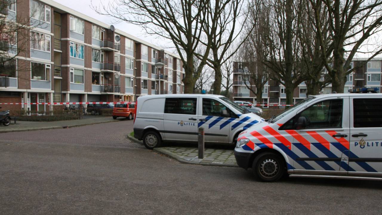 De politie onderzocht de Japiksestraat (Foto: SQ Vision)