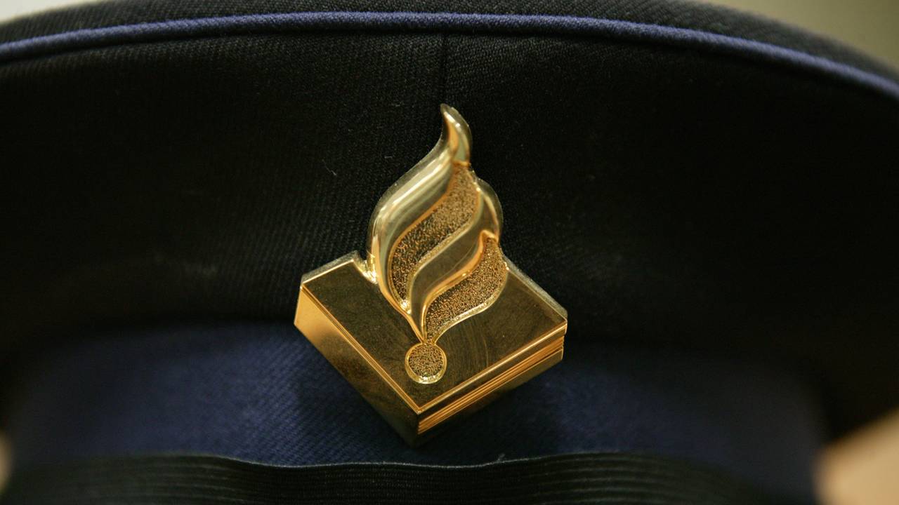 De politie onderzoekt de bedreiging.