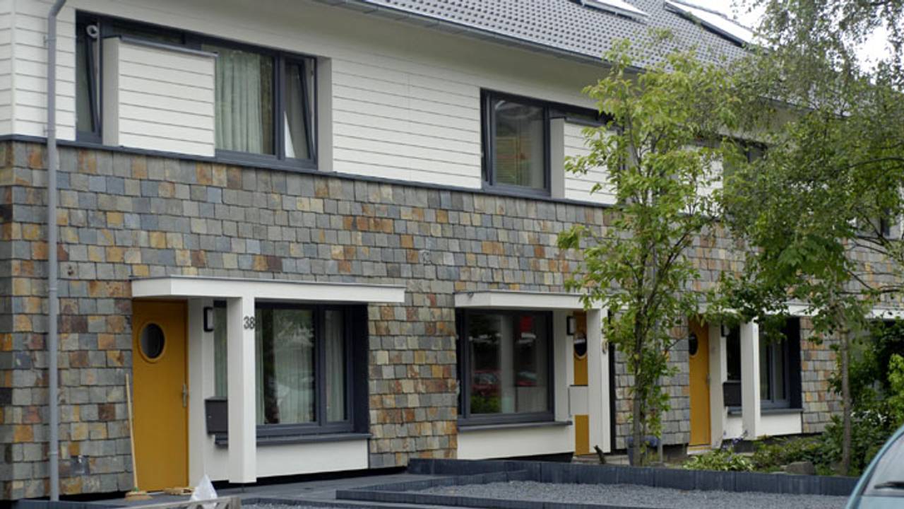 De huizen kregen onder meer een nieuw jasje.