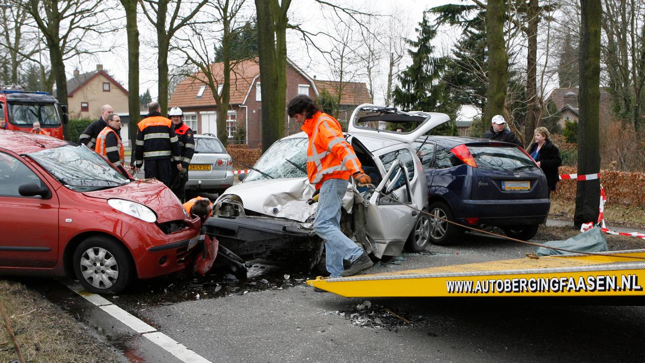 Kettingbotsing Steenbergseweg / Foto: Remco de Ruijter
