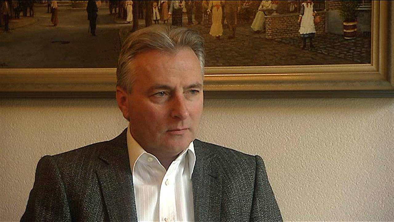 20.000 handtekeningen tegen vrijkomen Volkert van der ...