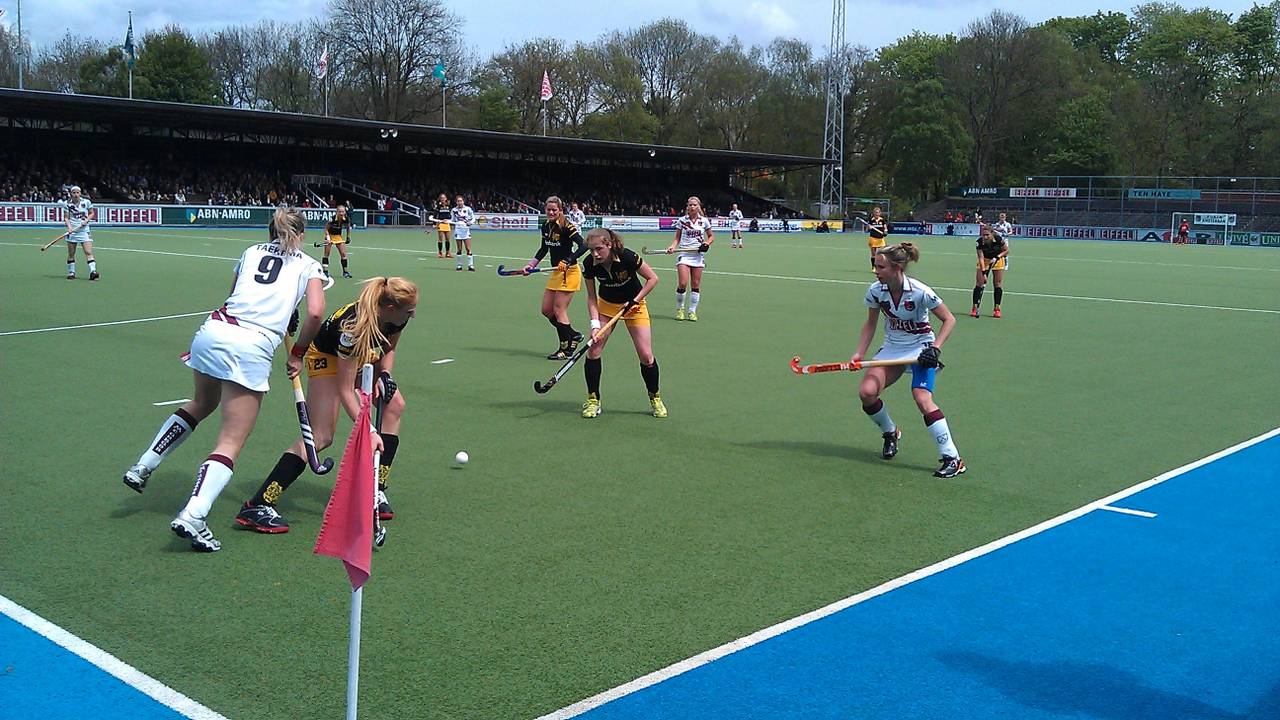 HC Den Bosch in de verdrukking (foto: Peter de Bekker).