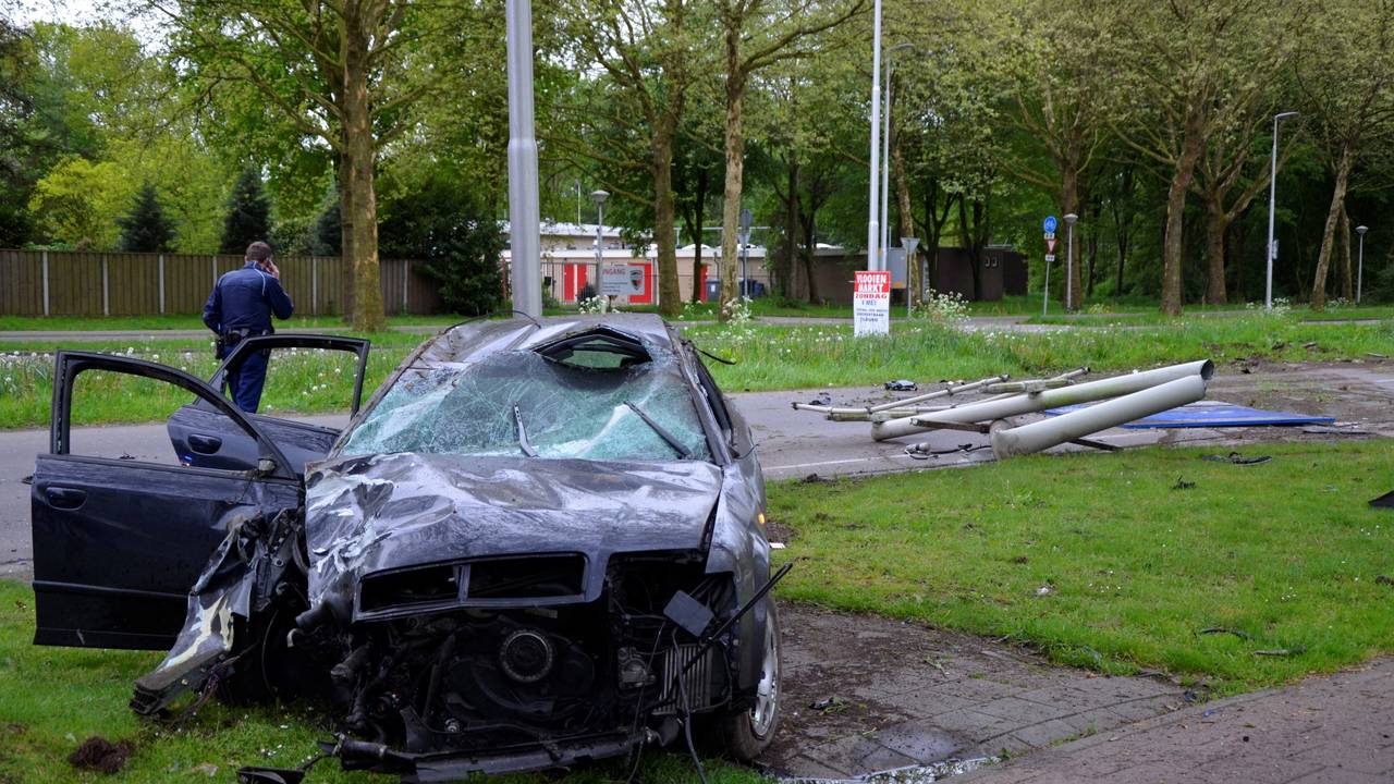Ravage na het ongeval (foto: Jules Vorselaars/JV Media)