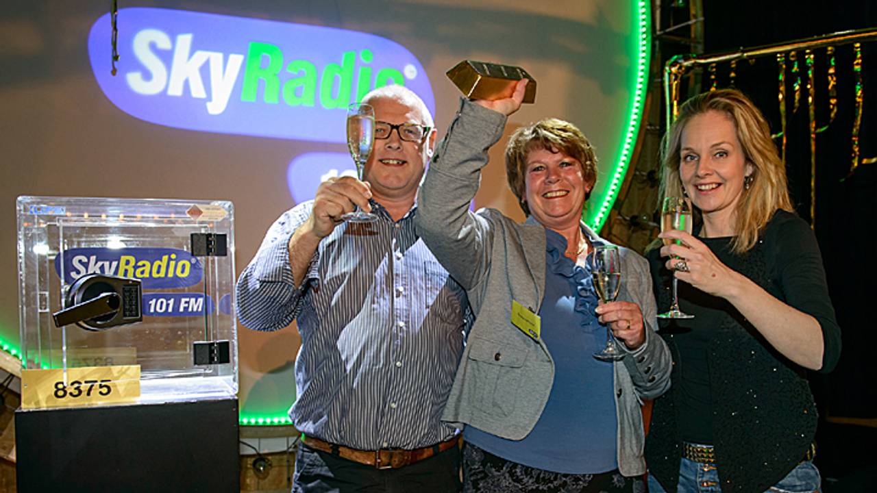 Winnares Guusje met partner (Foto: Jos Klijn)