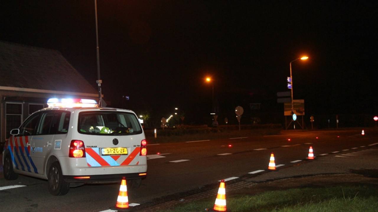 Man zwaargewond naar ziekenhuis gebracht (foto: Gabor Heeres / SQ Vision).