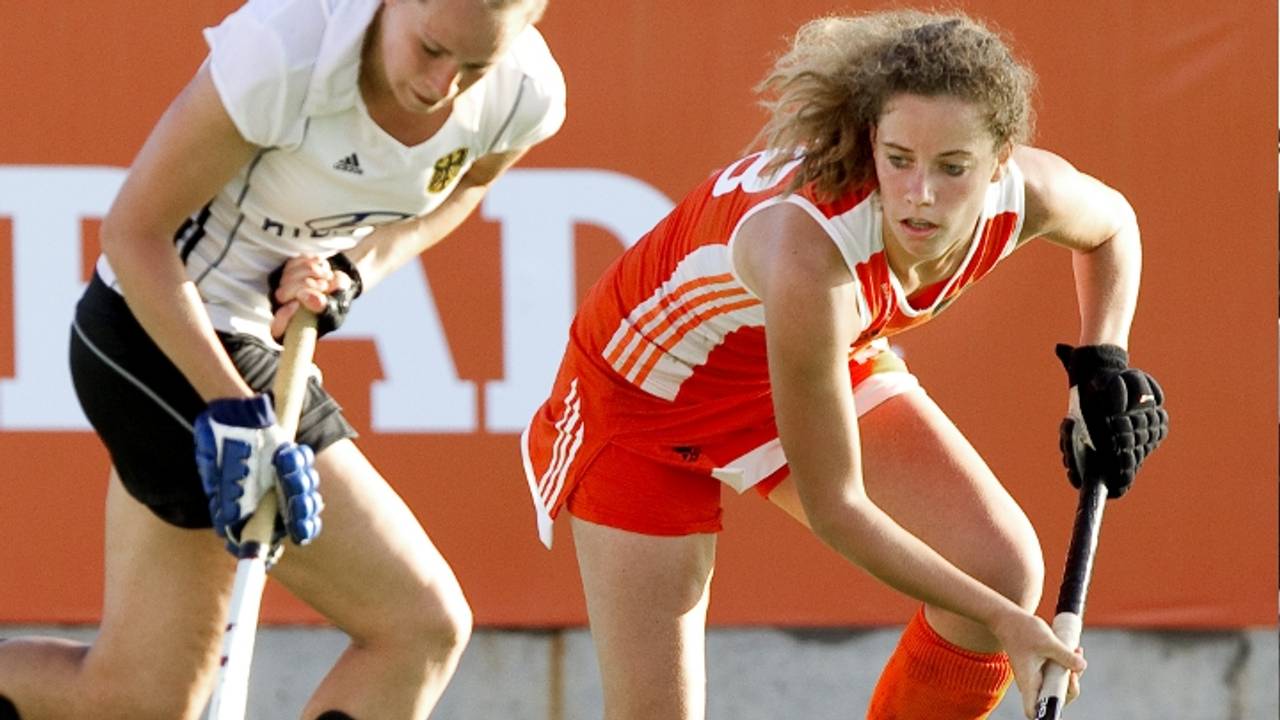 Merel de Blaey in Oranje-tenue (Foto: ANP).