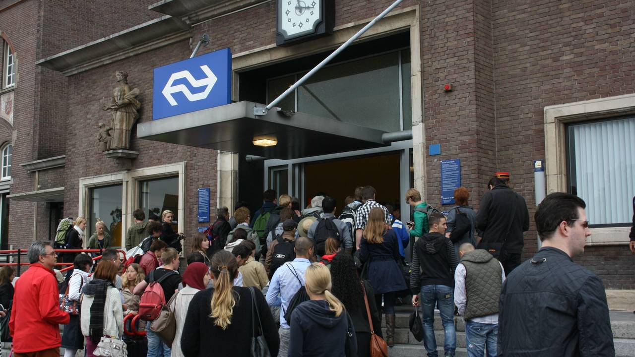 Ga naar slide 1