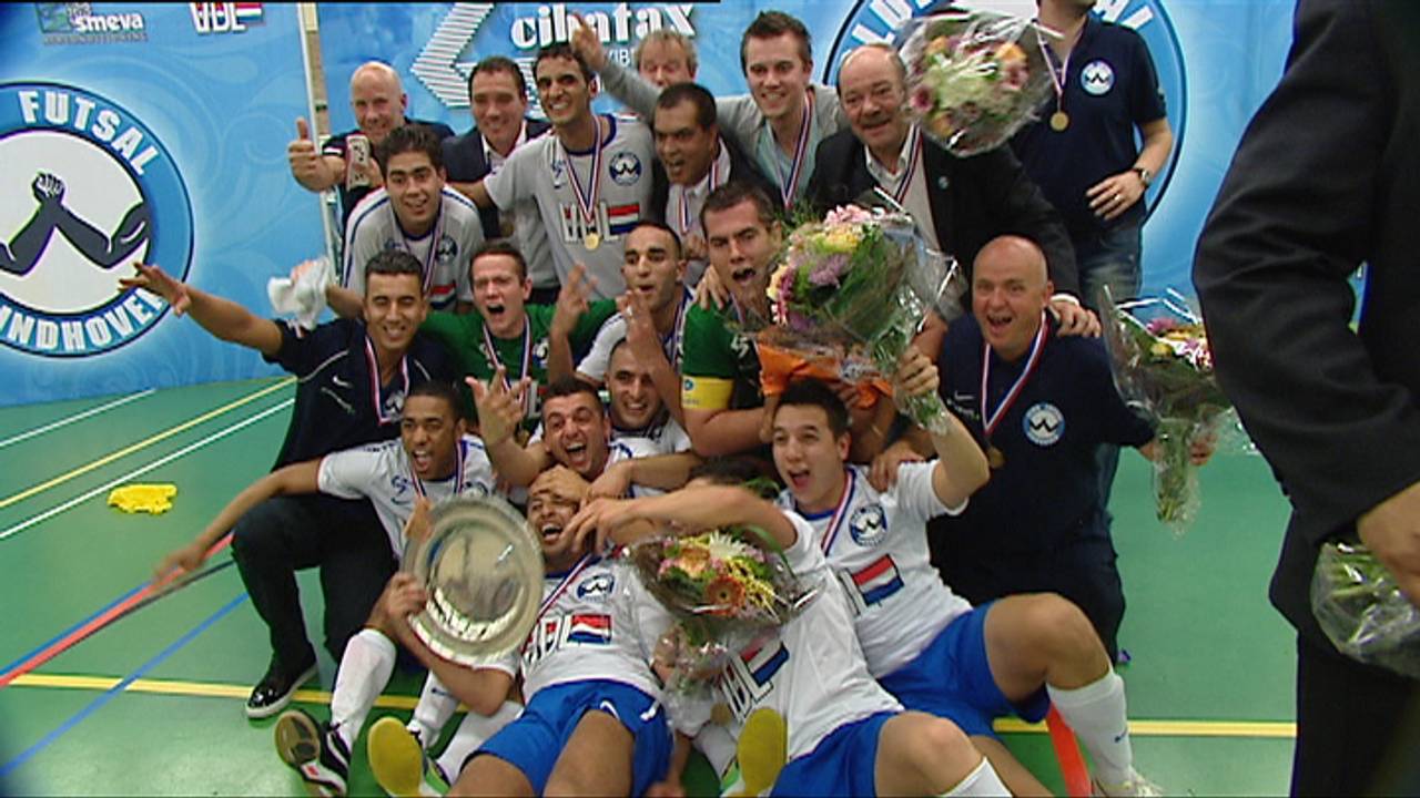 De kampioensfoto van vorig seizoen