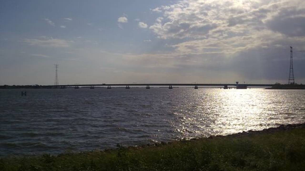 Haringvlietbrug weer open