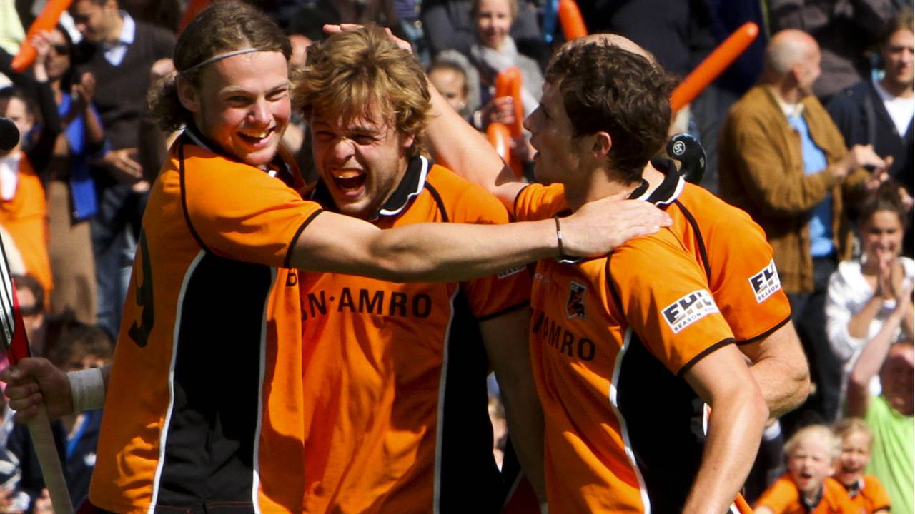 Mink van der Weerden (midden), met Bob de Voogd (links) en Sander Baart.