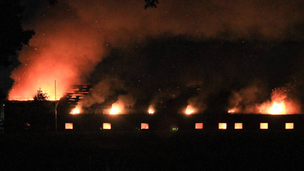 Stalbrand in 2012: 2000 varkens omgekomen (Foto: SQ Vision)