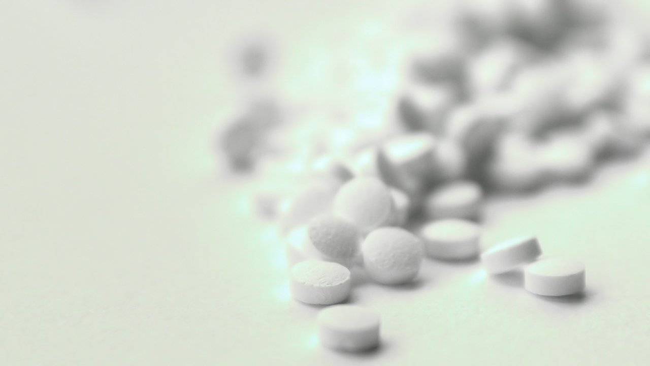 Drugsgarage in woonwijk Veldhoven. (archieffoto: Marcin Jochimczyk)