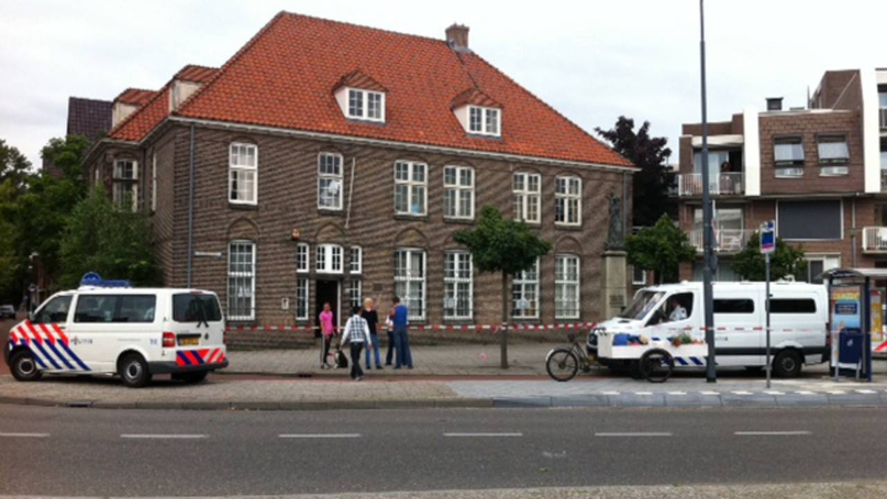 Ga naar slide 2