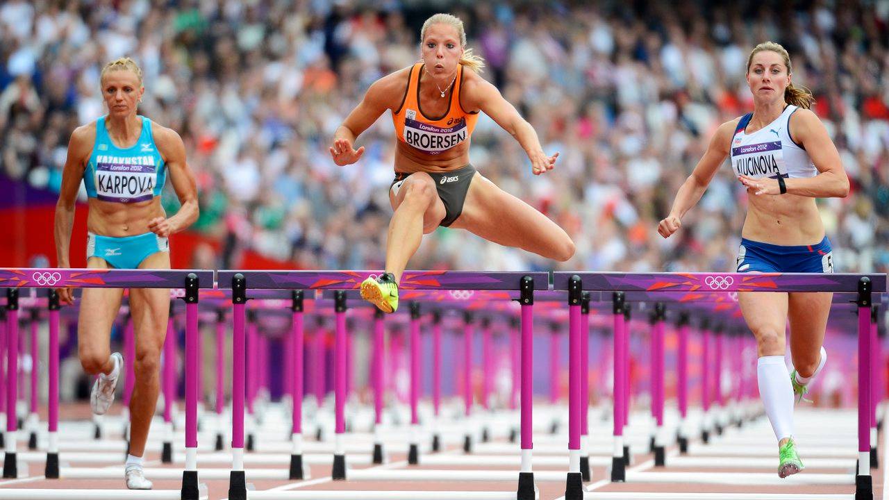 Meerkampster Nadine Broersen in actie tijdens Olympische Spelen (Foto: ANP)