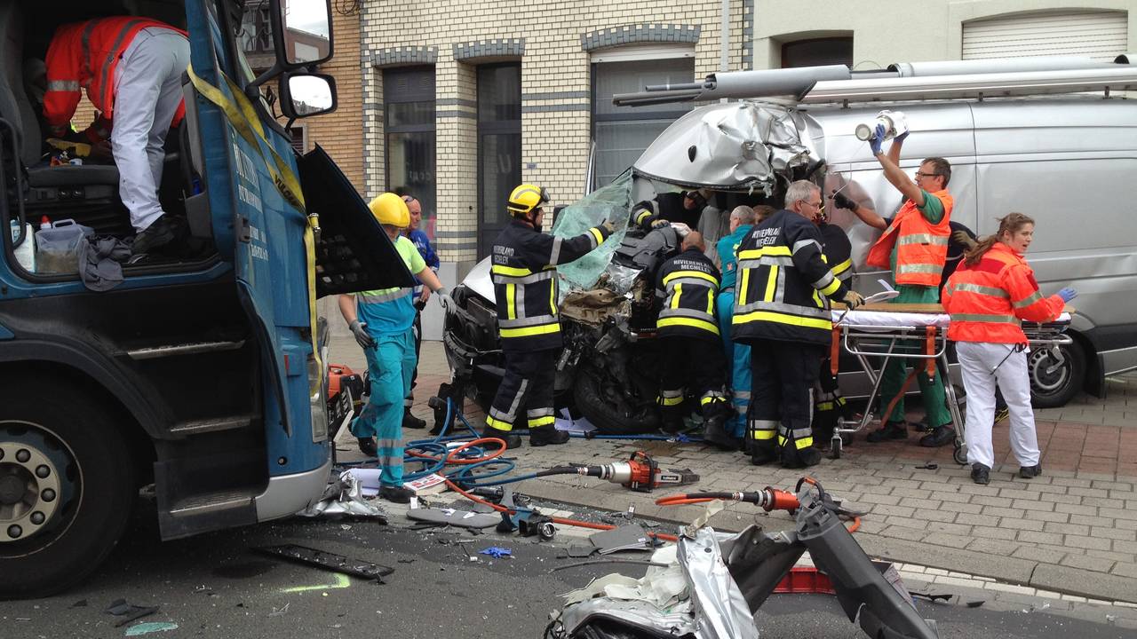 De ravage was enorm (foto: Gazet van Antwerpen).